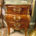 402 4208 CHEST OF DRAWERS